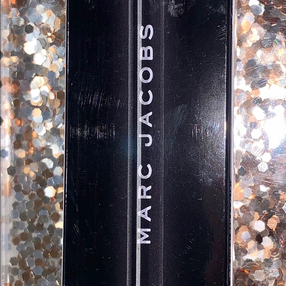 Marc Jacobs Beauty The Crease Brush
